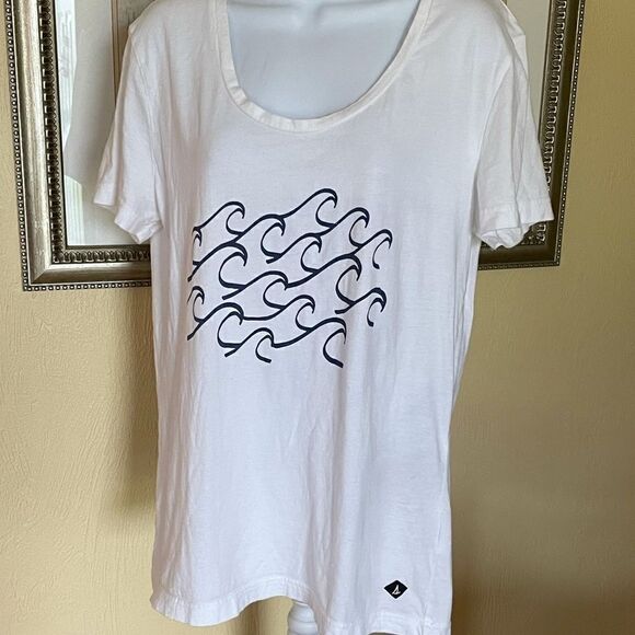 Cute Beachy Sperry T-Shirt, Size XL Nautical - Picture 1 of 3
